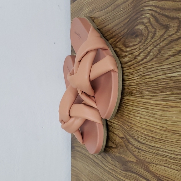 Women's Cosette Padded Slide Sandals - Universal Thread™ Coral Size 9 - Picture 4 of 8